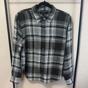 Banana Republic Monochrome Plaid Flannel Button-Down Shirt